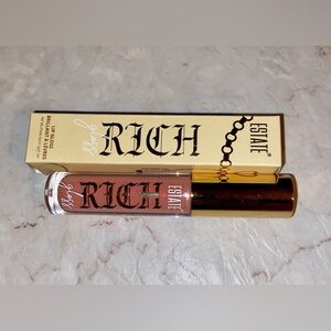 *FREE ESTATE COSMETICS, GLOSS,‎ MANI PEDI cruelty free and vegan
